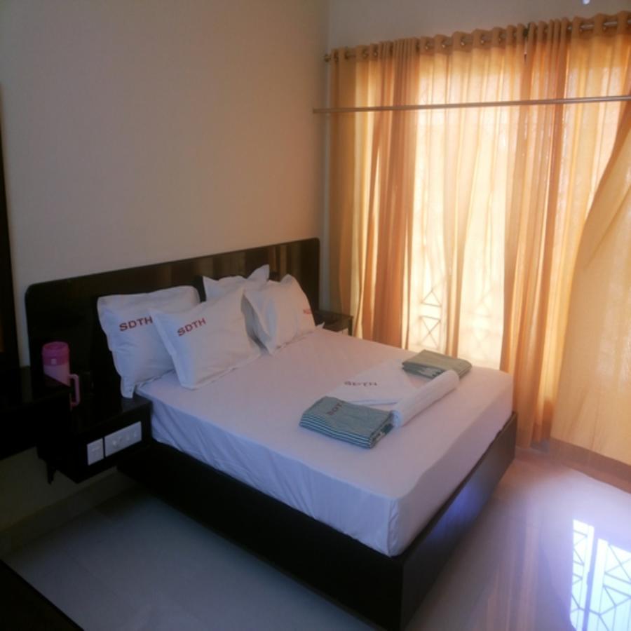 Hotel Sridevi Kanyakumari Exterior foto